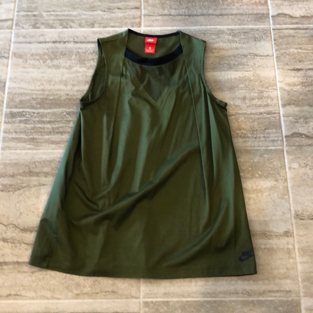 Nike Sportswear Bonded Tank Top Size Medium